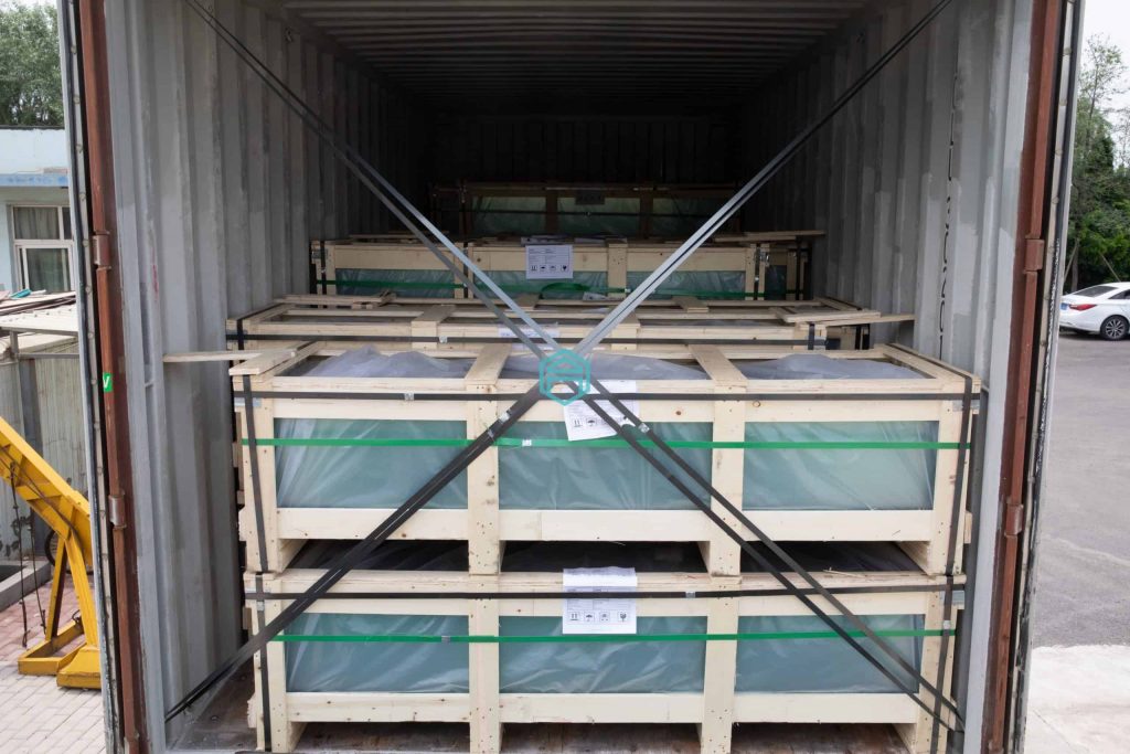Export loading the shower glass