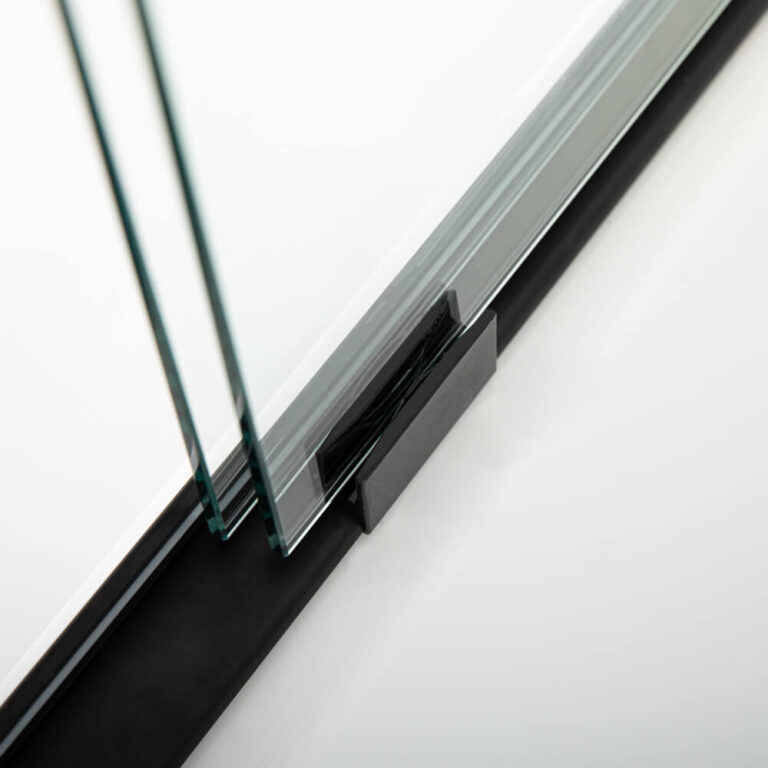Semi framelesss sliding shower doors matte black APISGLASS(3)