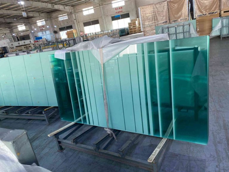 silk screen printed tempered glass for shower doors 251 768x576.jpg